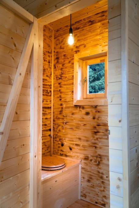Tiny House Chrastna Vselibice מראה חיצוני תמונה